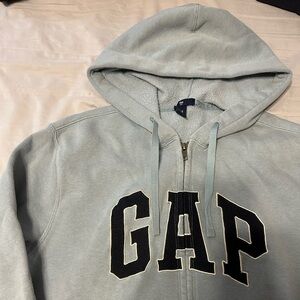 Gap Sweatshirt